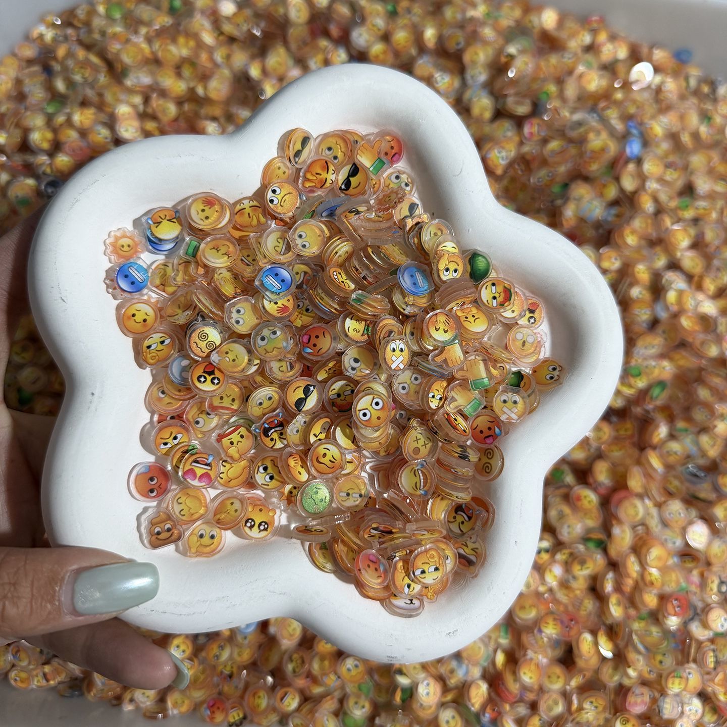 Cosplay Prop Diy - 신상품 1cm 이모지 아크릴 조각 DIY